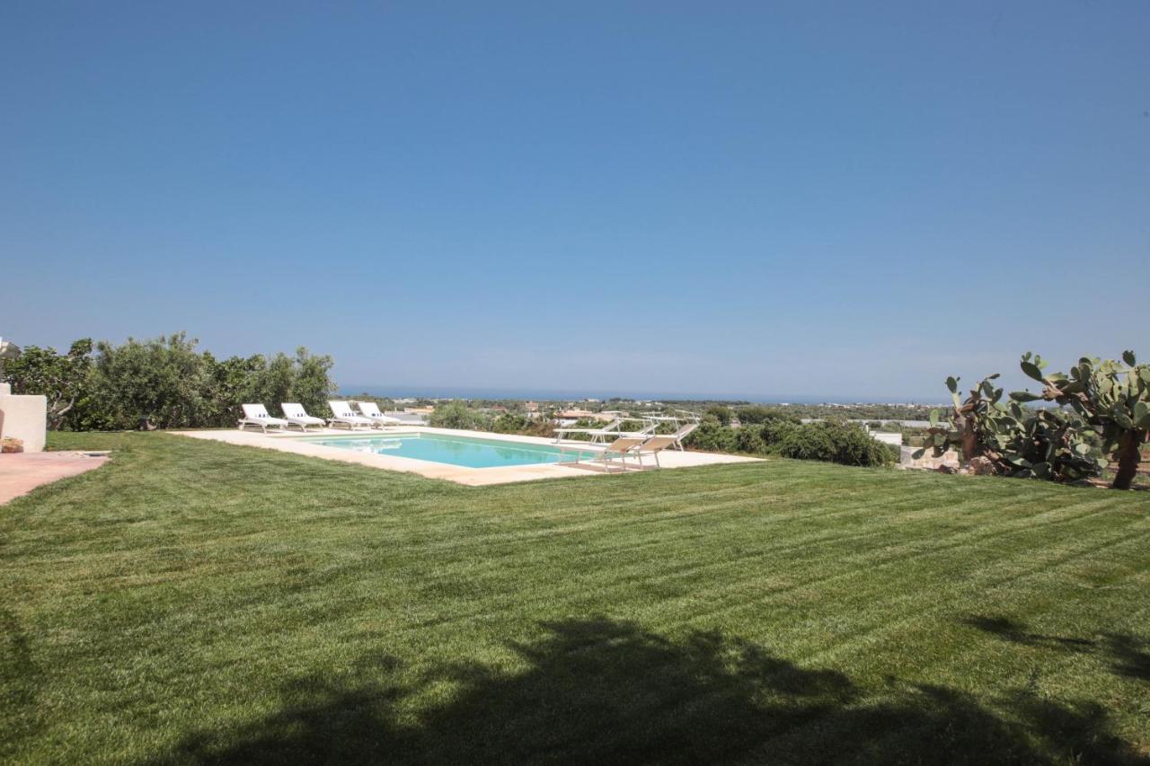 Villa Dyria Exclusive Swimming Pool Monopoli Exterior foto